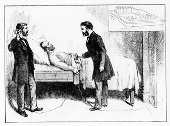 El presidente Garfield (1831-81) yace con una bala no detectada en él, 1881